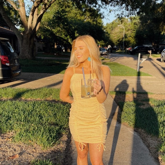 Meet your Posher, Colby - Picture 8 of 16